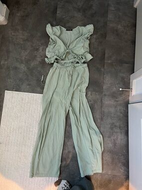 Fancyinn Sage Green Wide-Leg Pants